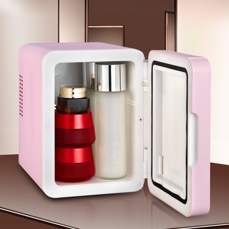 ثلاجة مكياج محمولة صغيرة فاخرة - مراجعة Luxury Skincare Minis وسعره